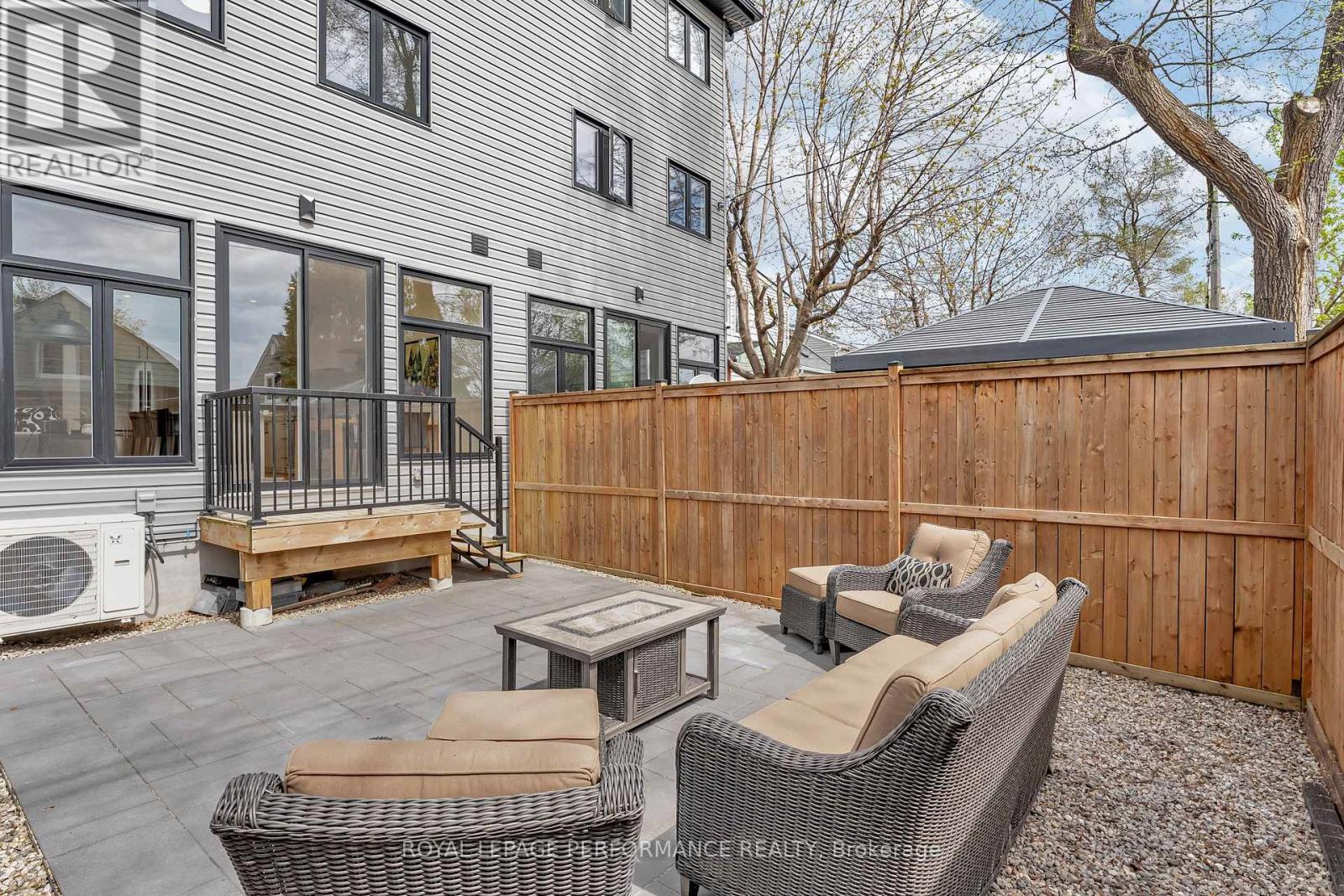 Photo 33 of 80 Dagmar Avenue, Ottawa ON