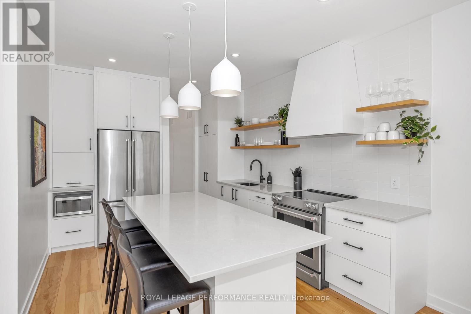 Photo 35 of 80 Dagmar Avenue, Ottawa ON