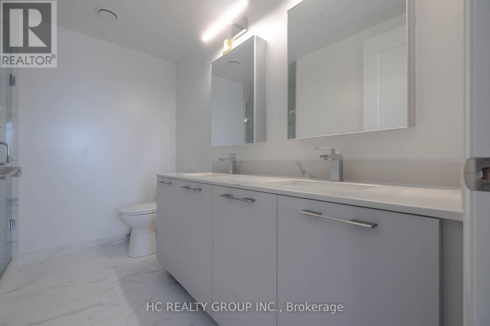 Photo 16 of 2710 8 Water Walk Drive, Markham ON