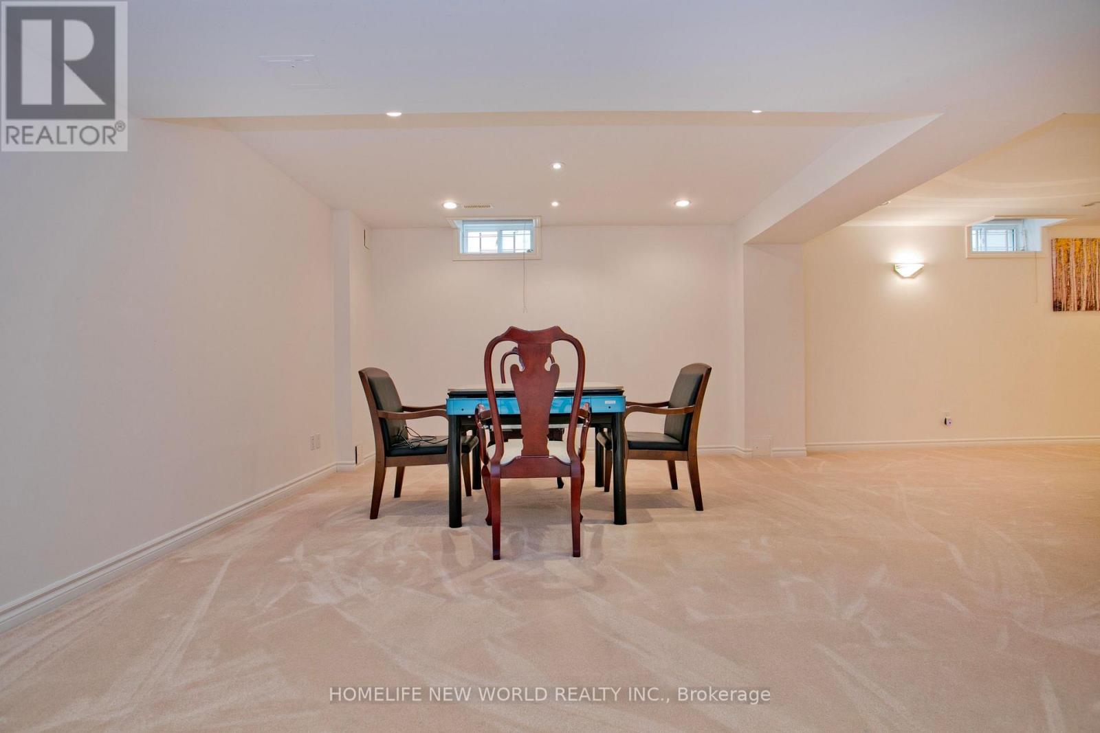 Photo 36 of 64 Clarendon Drive, Richmond Hill ON