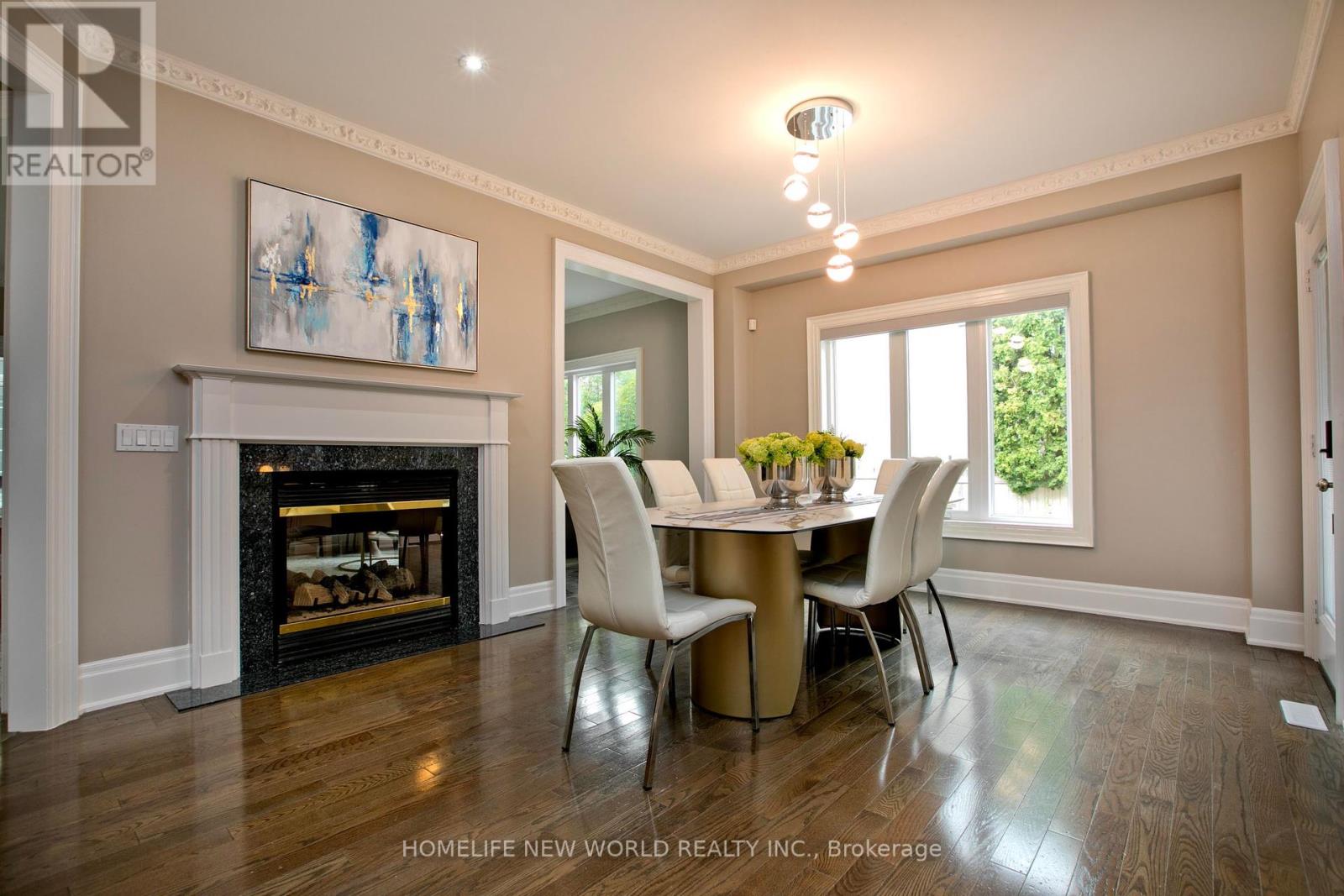 Photo 12 of 64 Clarendon Drive, Richmond Hill ON