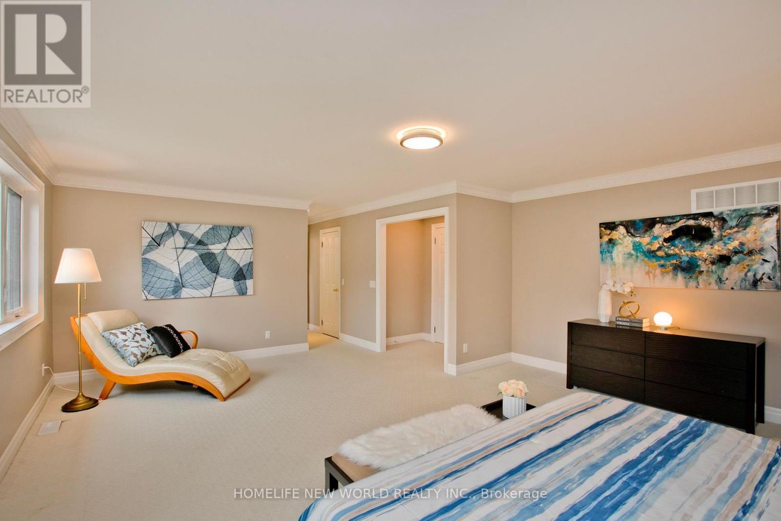 Photo 21 of 64 Clarendon Drive, Richmond Hill ON