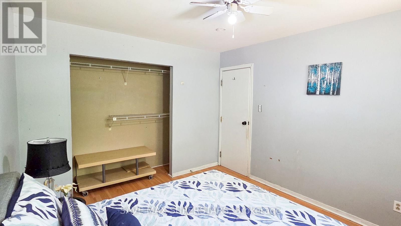 Photo 30 of 71 College Crescent, Barrie ON