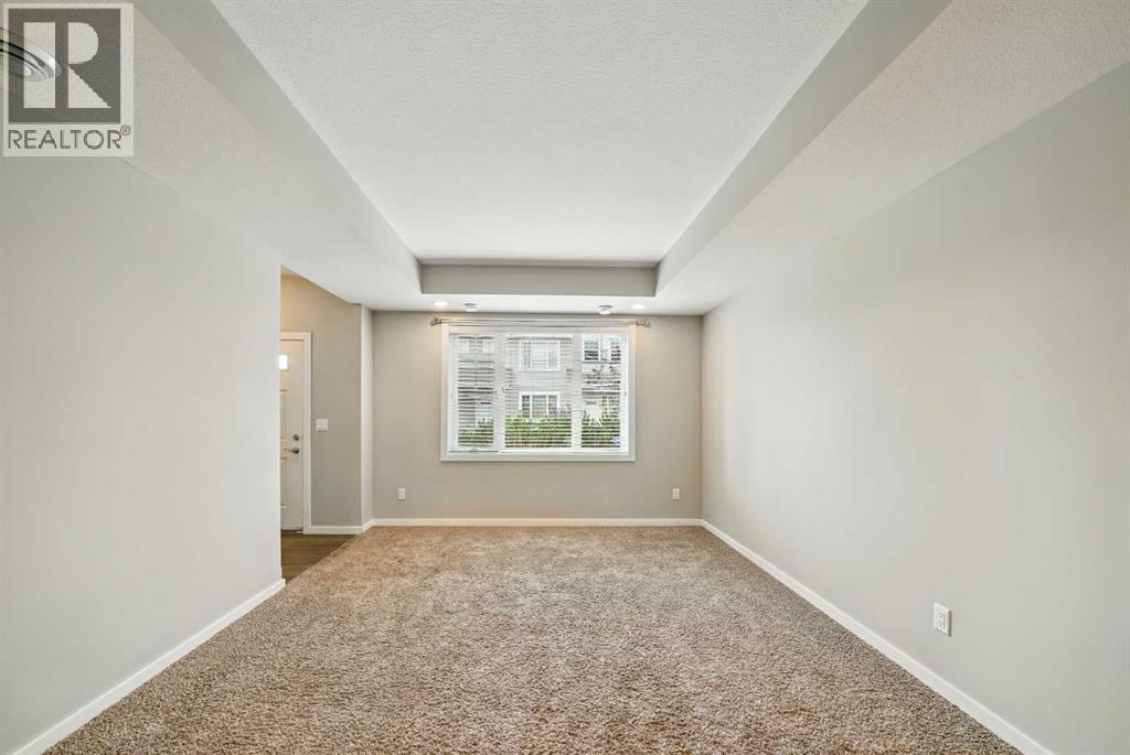 Photo 10 of 100 44 Reid Court, Sylvan Lake AB