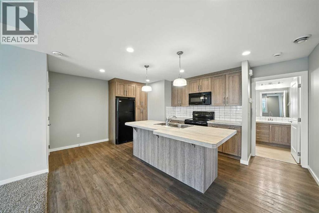 Photo 1 of 100 44 Reid Court, Sylvan Lake AB
