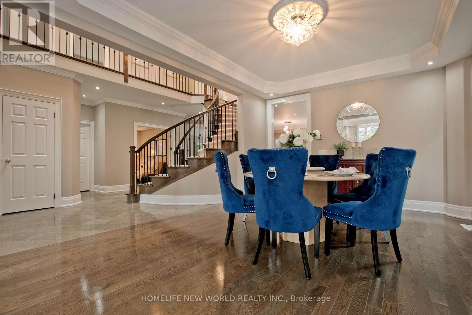Photo 1 of 64 Clarendon Drive, Richmond Hill ON
