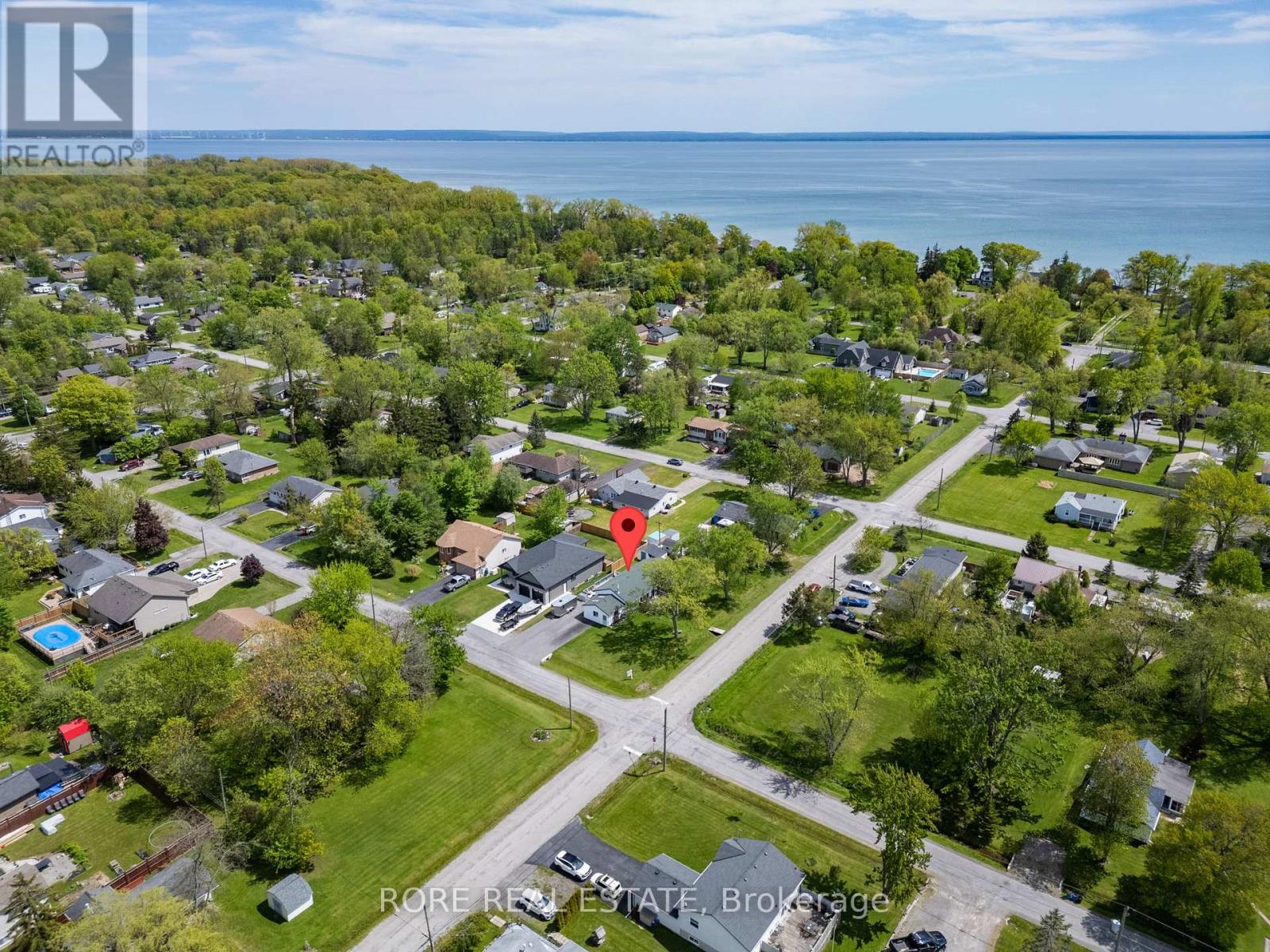 Photo 8 of 128 Cook Avenue, Fort Erie ON