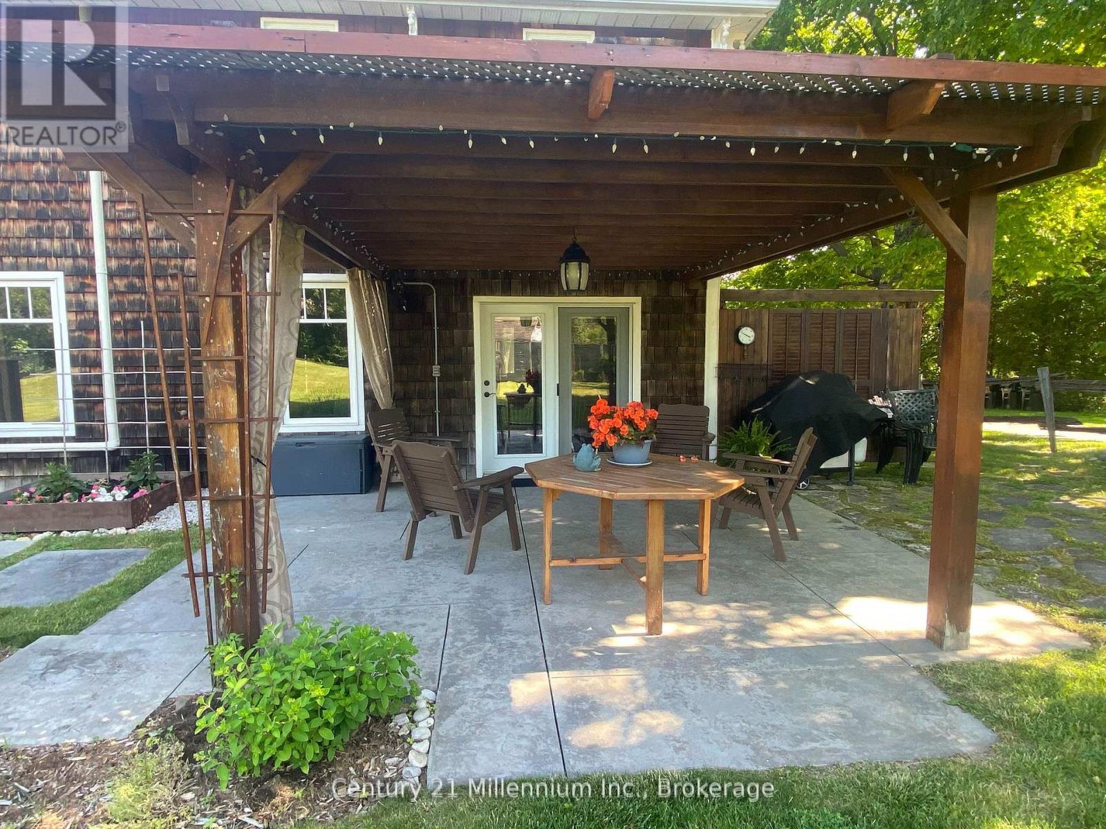 Photo 45 of 680 Mountain Road, Collingwood ON