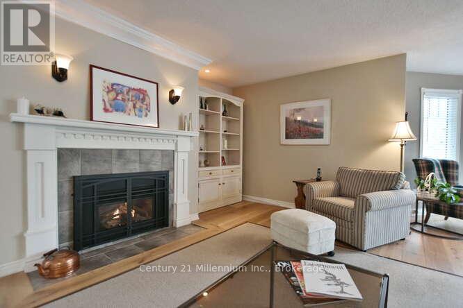 Photo 17 of 680 Mountain Road, Collingwood ON