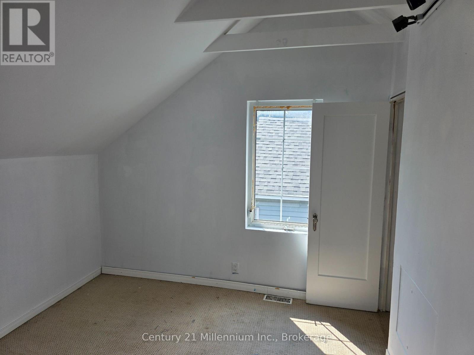 Photo 17 of 22 Market Street, Collingwood ON