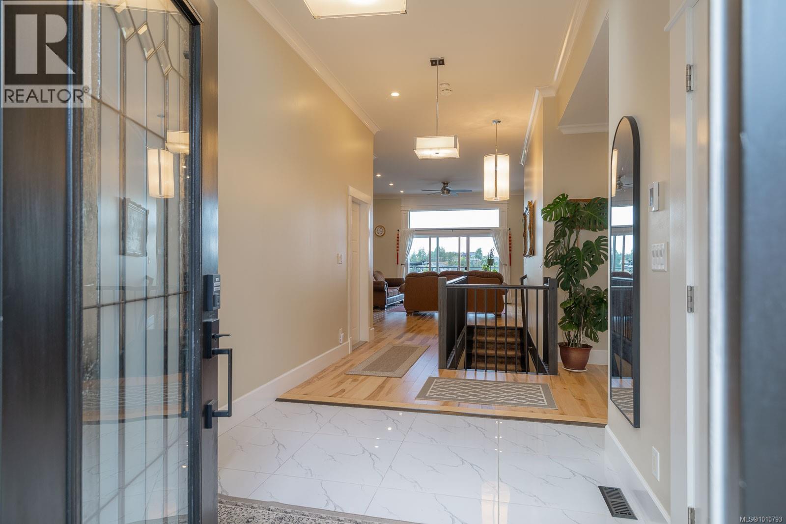 Photo 3 of 4626 Sheridan Ridge Rd, Nanaimo BC