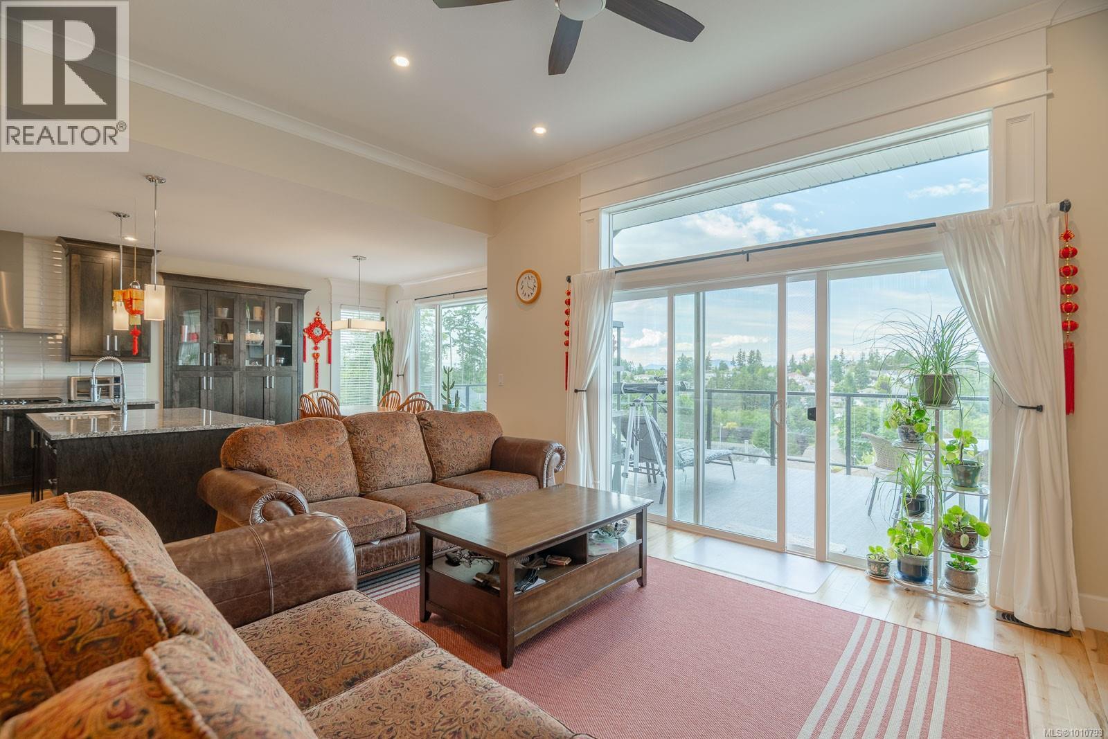 Photo 4 of 4626 Sheridan Ridge Rd, Nanaimo BC
