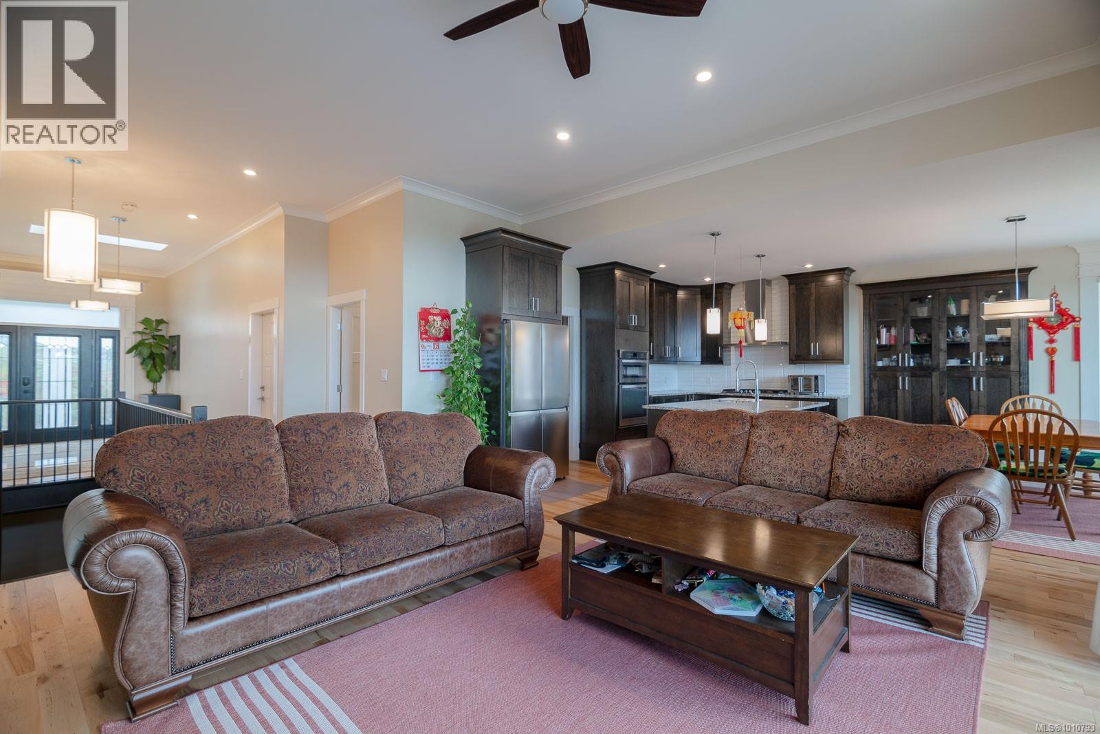 Photo 7 of 4626 Sheridan Ridge Rd, Nanaimo BC