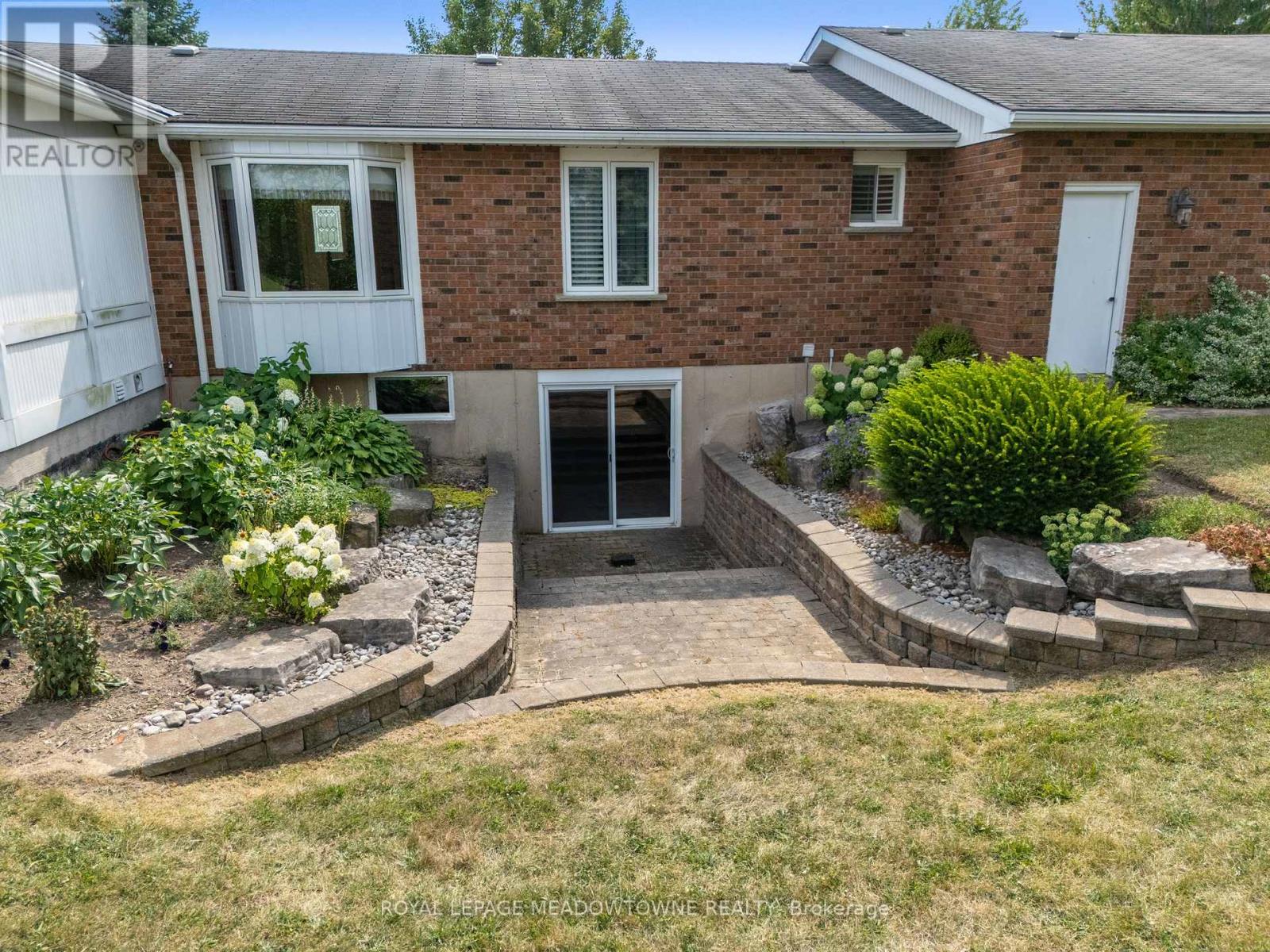 Photo 11 of 13443 Winston Churchill Boulevard, Caledon ON
