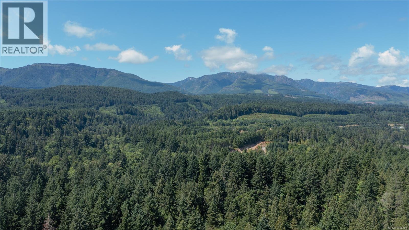 8450 Berray Rd - Photo 3 of 30, Fanny Bay, British Columbia