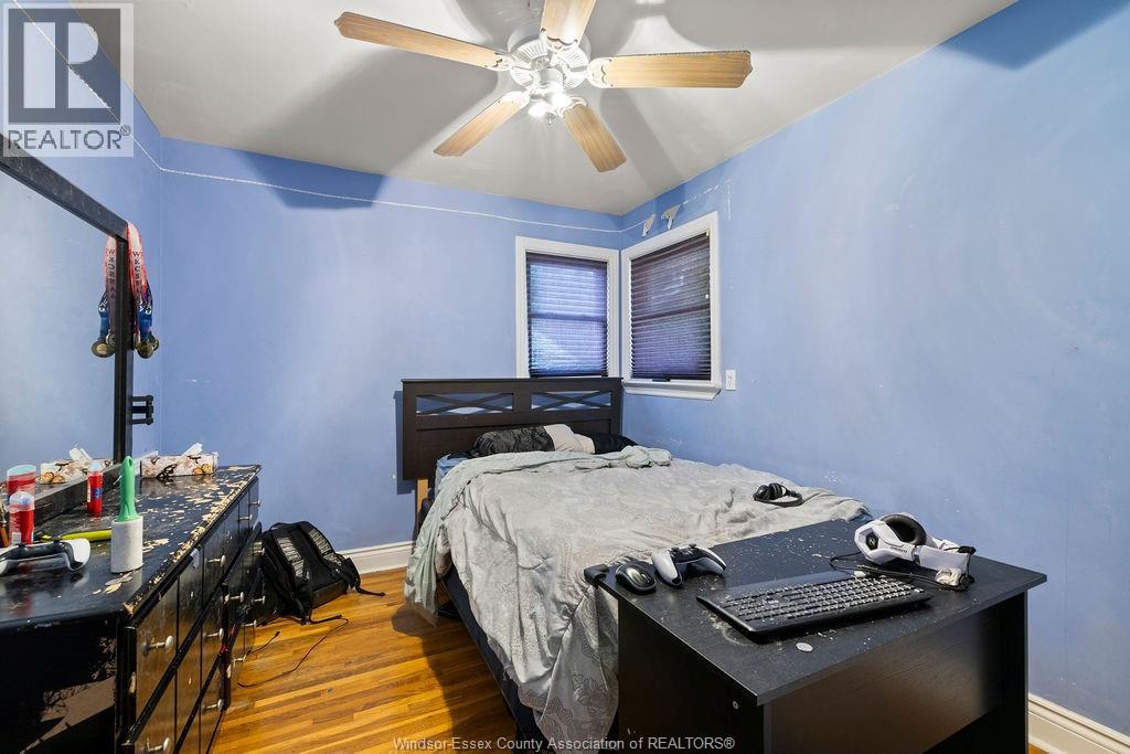 Photo 7 of 3821 Vaughan Street, Windsor ON