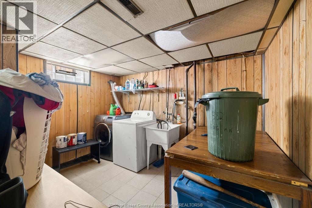 Photo 21 of 3821 Vaughan Street, Windsor ON