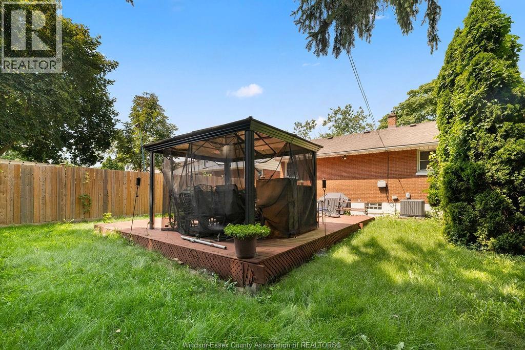 Photo 14 of 3821 Vaughan Street, Windsor ON