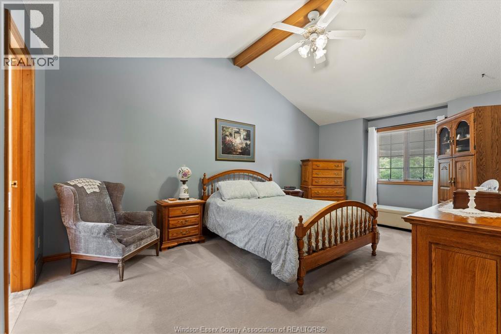 Photo 15 of 606 Pine Ridge Avenue, Amherstburg ON