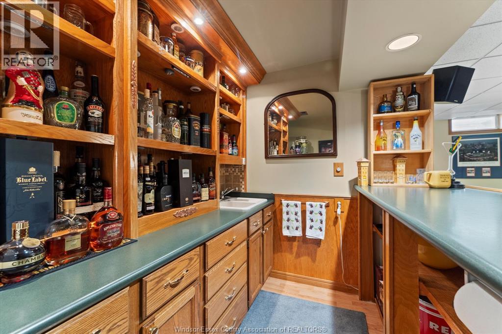 Photo 23 of 606 Pine Ridge Avenue, Amherstburg ON