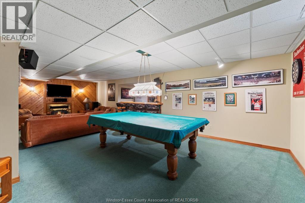 Photo 2 of 606 Pine Ridge Avenue, Amherstburg ON