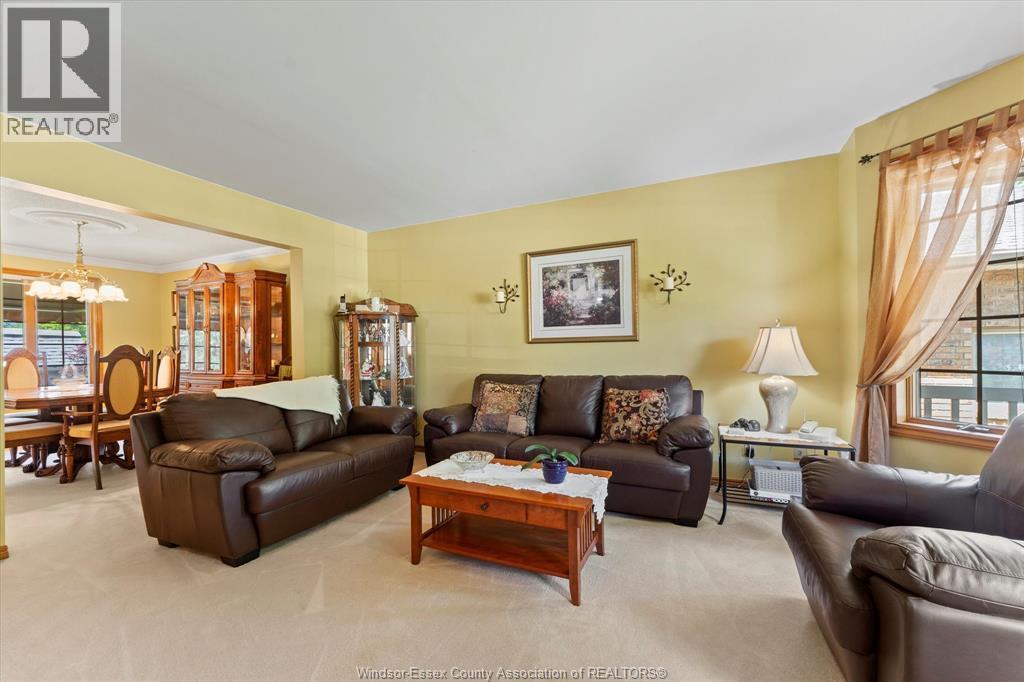 Photo 34 of 606 Pine Ridge Avenue, Amherstburg ON
