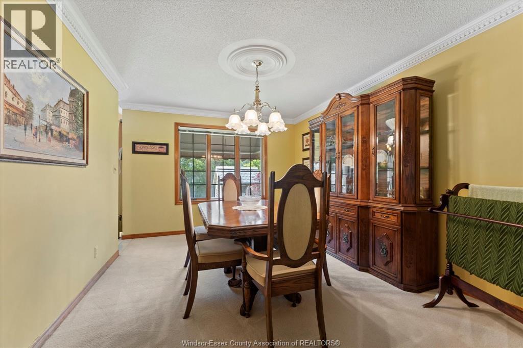 Photo 33 of 606 Pine Ridge Avenue, Amherstburg ON