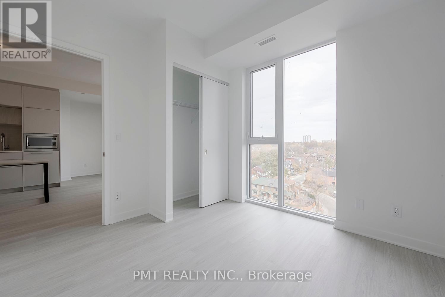 Photo 14 of 1004 185 Alberta Avenue, Toronto ON