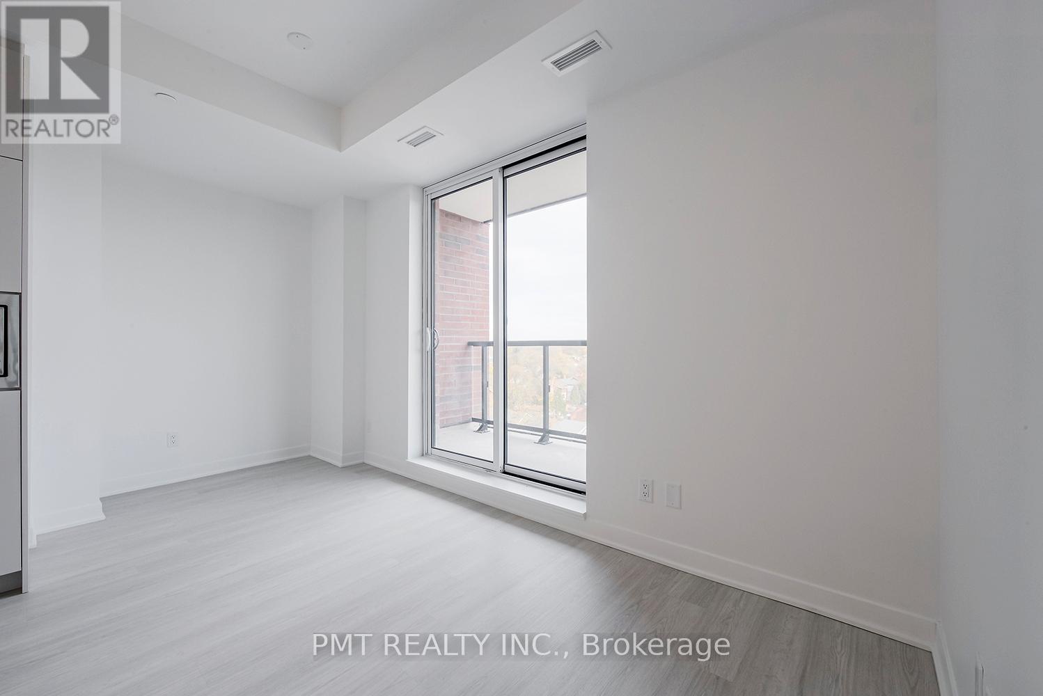 Photo 15 of 1004 185 Alberta Avenue, Toronto ON