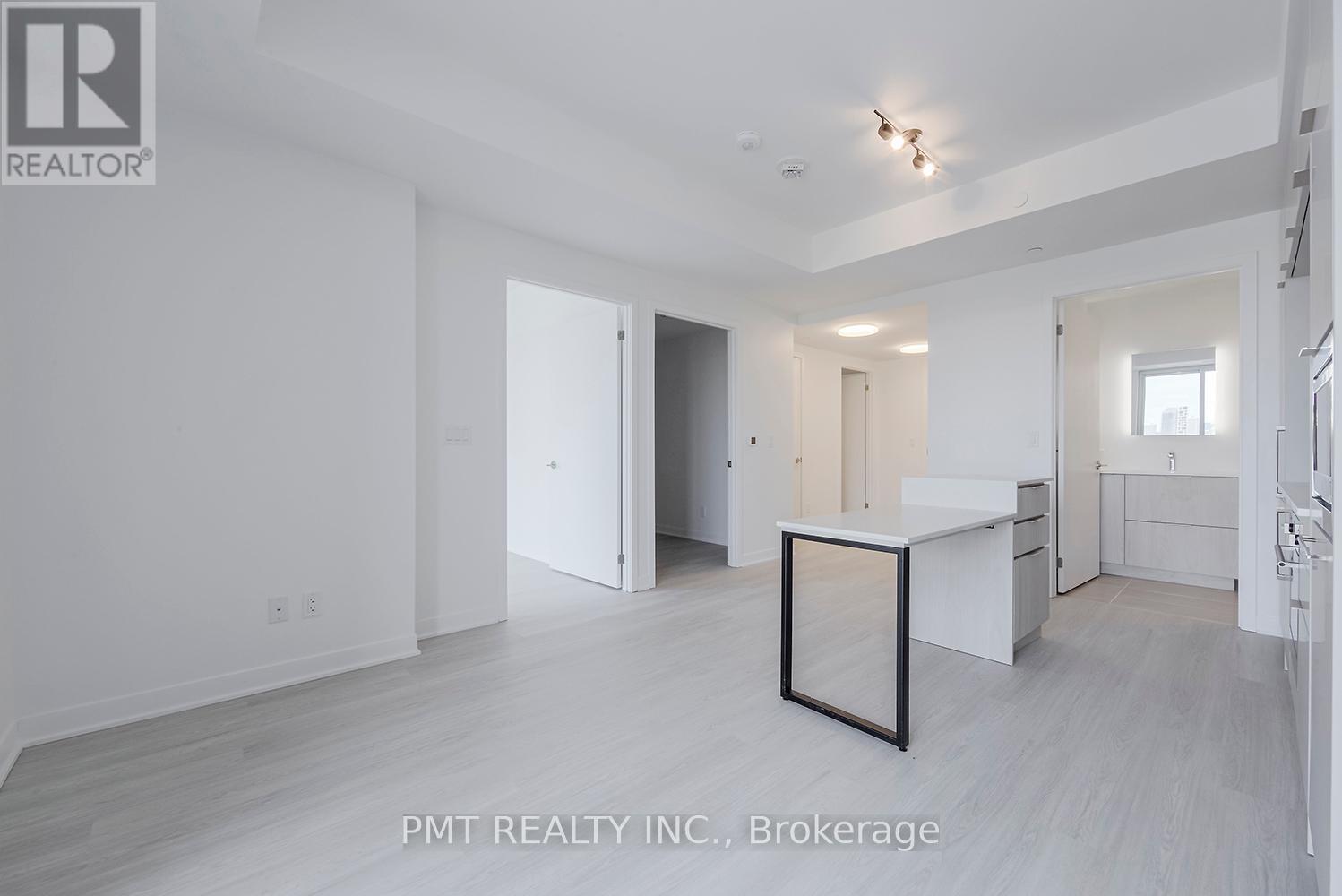 Photo 3 of 1004 185 Alberta Avenue, Toronto ON