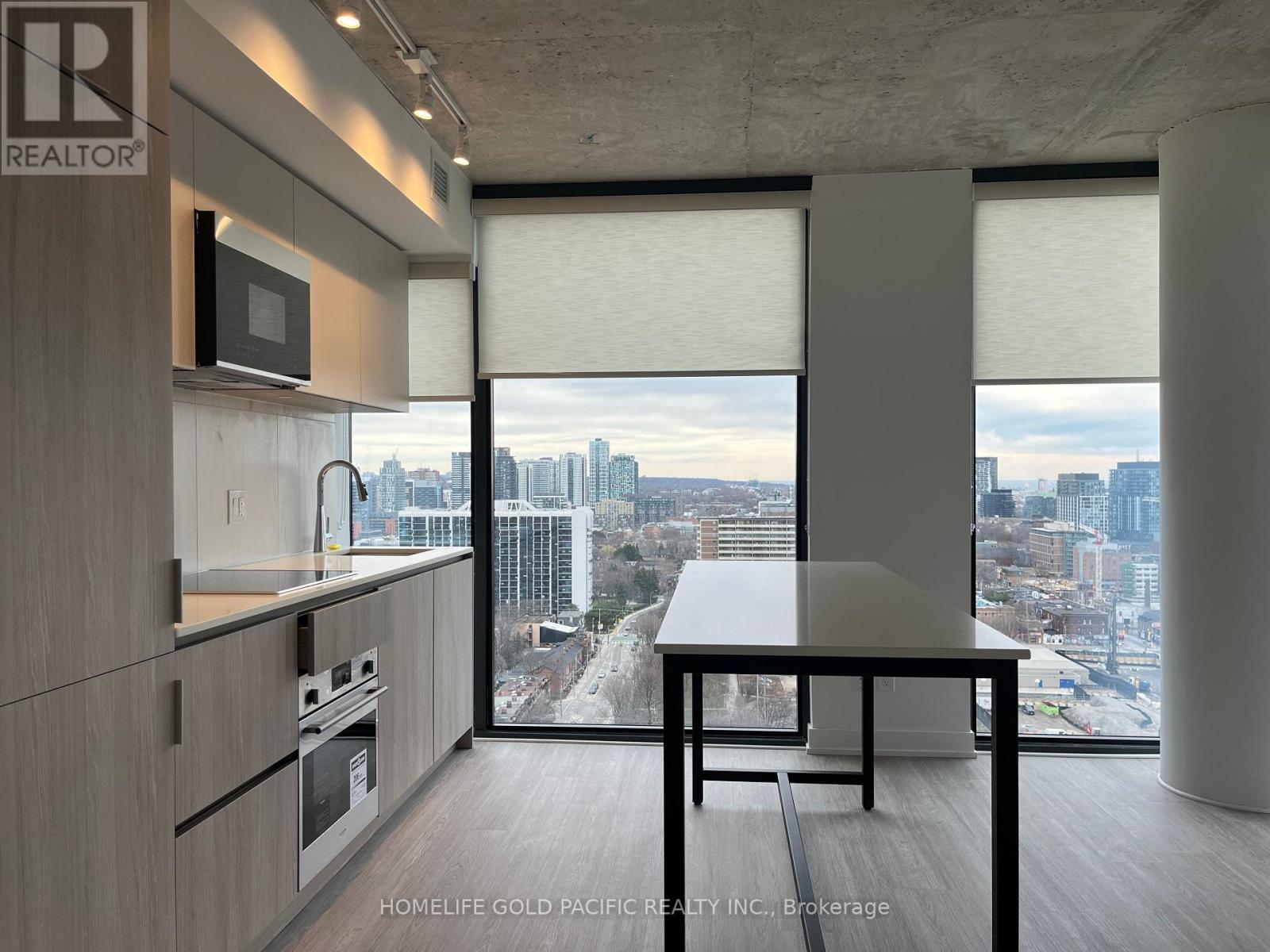 Photo 3 of 2107 47 Mutual Street, Toronto ON
