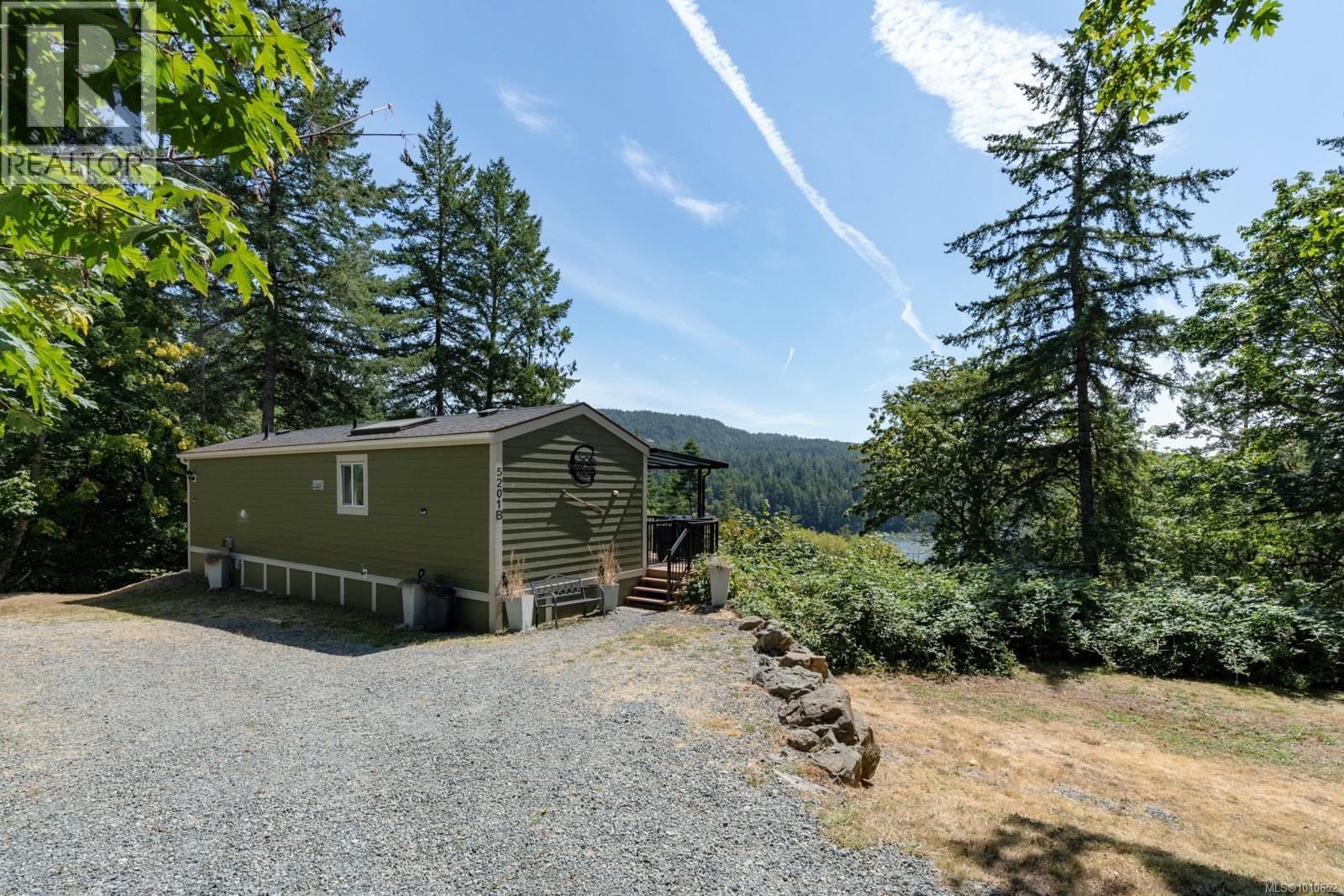 Photo 8 of 5201 Sooke Rd, Sooke BC