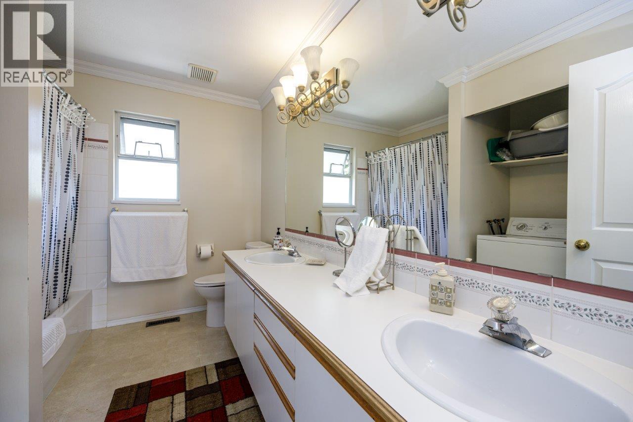 Photo 21 of 4549 Portland Street, Burnaby BC