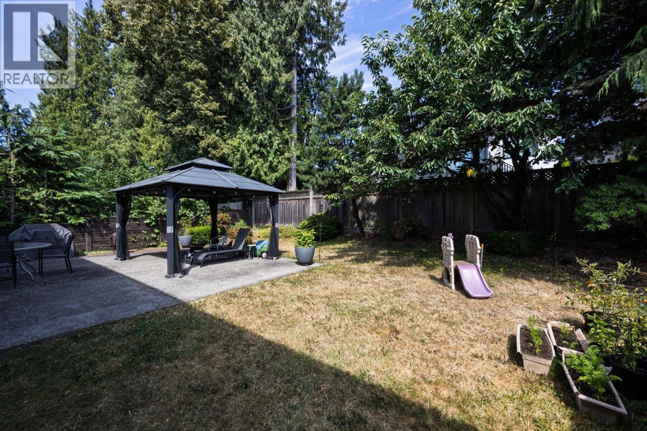 Photo 27 of 4549 Portland Street, Burnaby BC