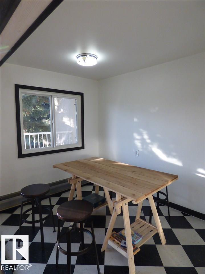 Photo 9 of 305 5730 Riverbend Rd Nw, Edmonton AB