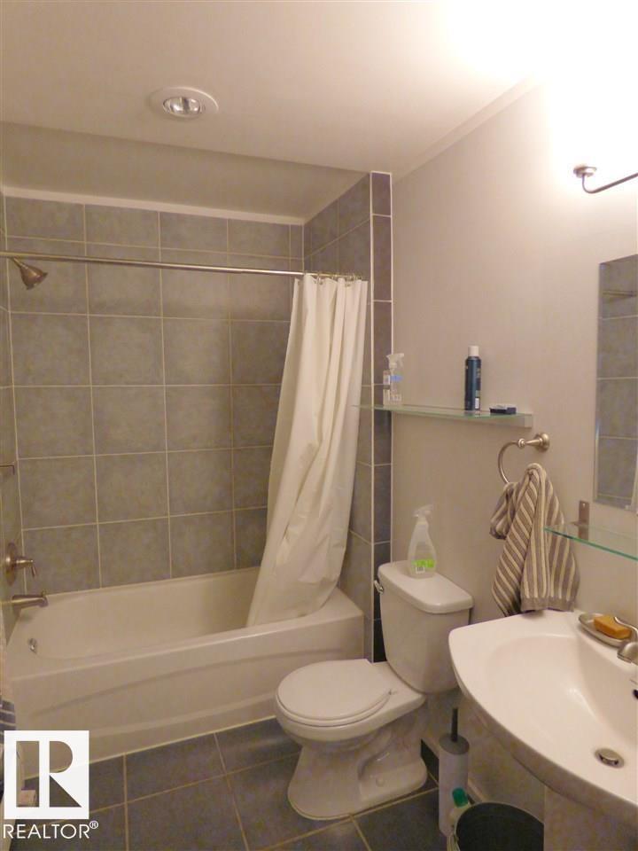 Photo 10 of 305 5730 Riverbend Rd Nw, Edmonton AB