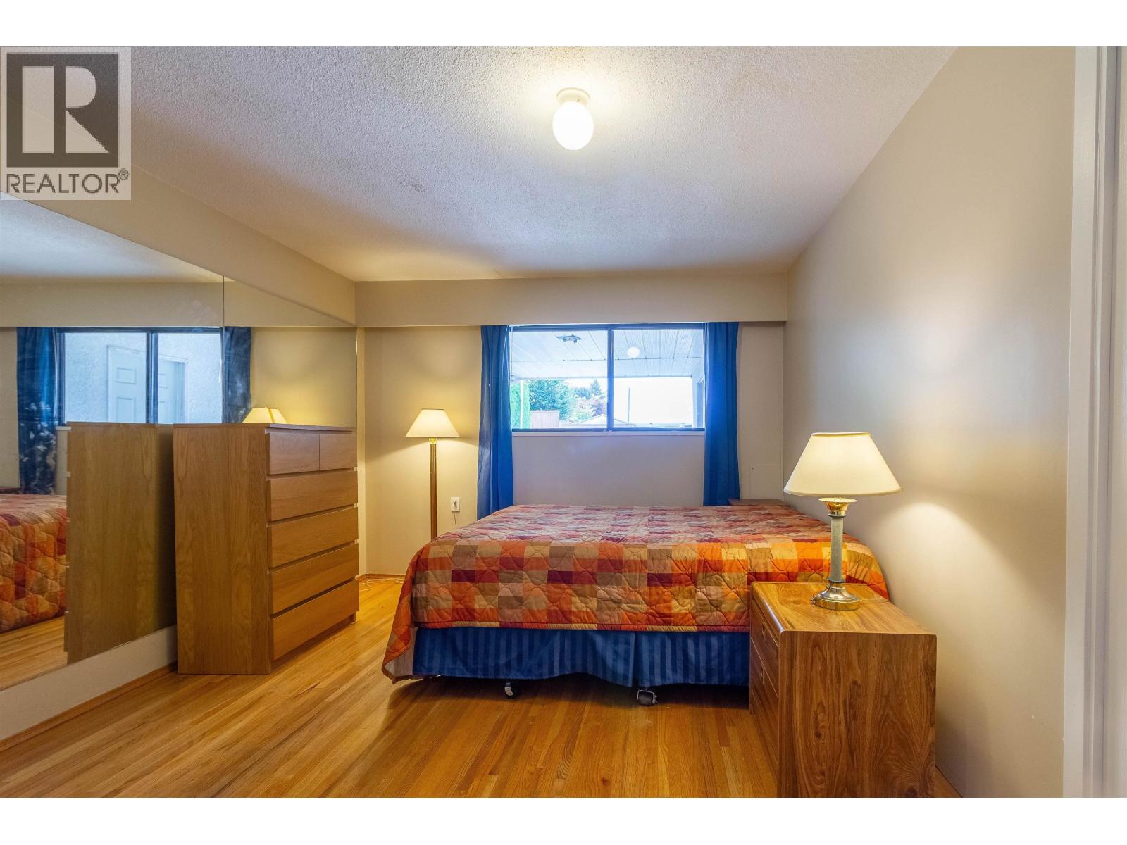 Photo 29 of 1450 Howard Avenue, Burnaby BC