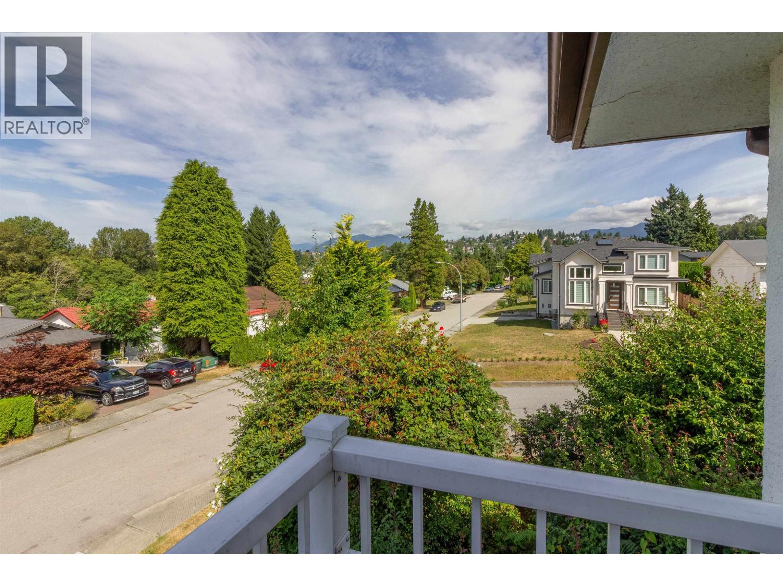 Photo 14 of 1450 Howard Avenue, Burnaby BC