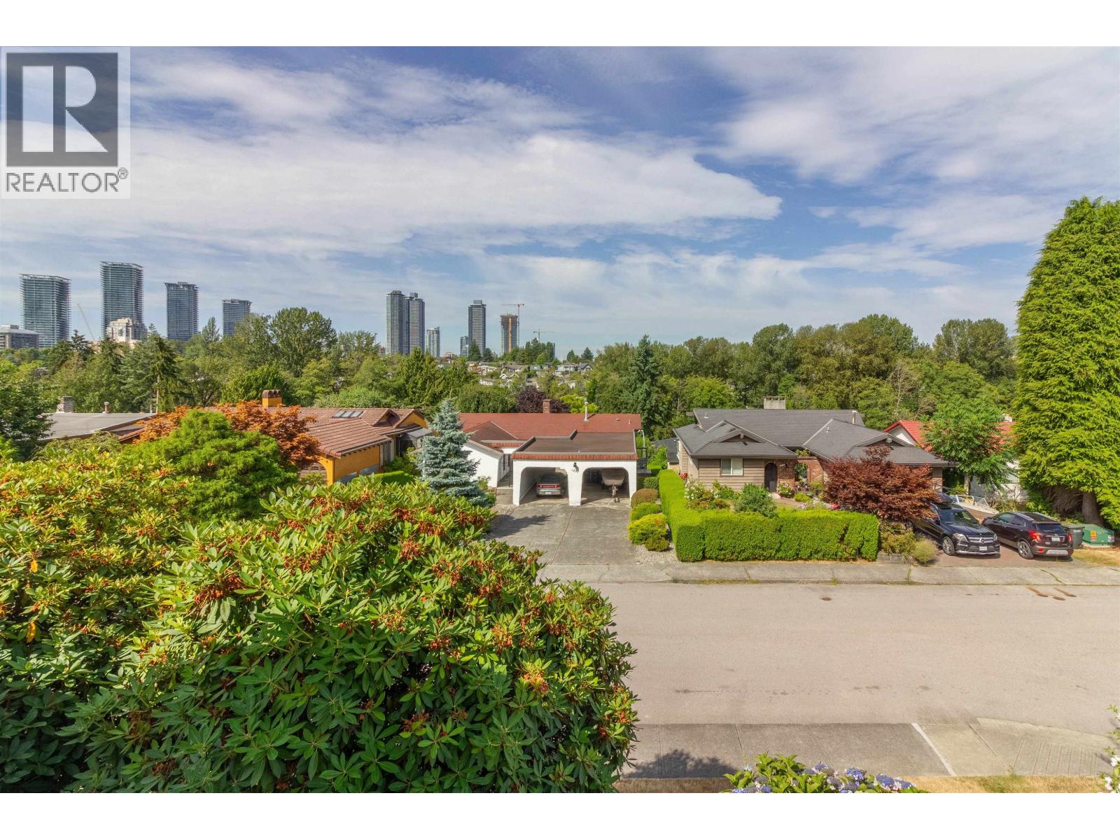 Photo 13 of 1450 Howard Avenue, Burnaby BC