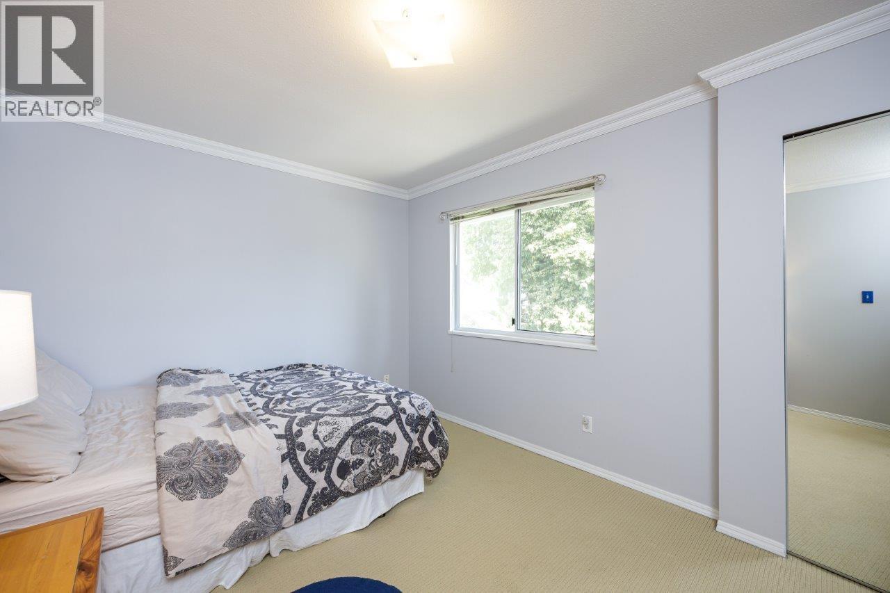 Photo 17 of 4549 Portland Street, Burnaby BC