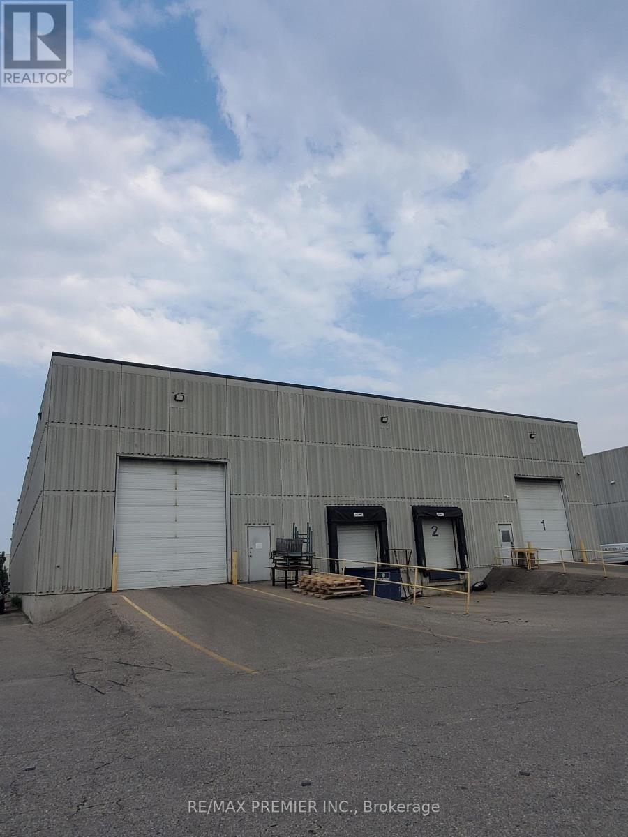 Photo 8 of B 220 Creditview Road, Vaughan ON