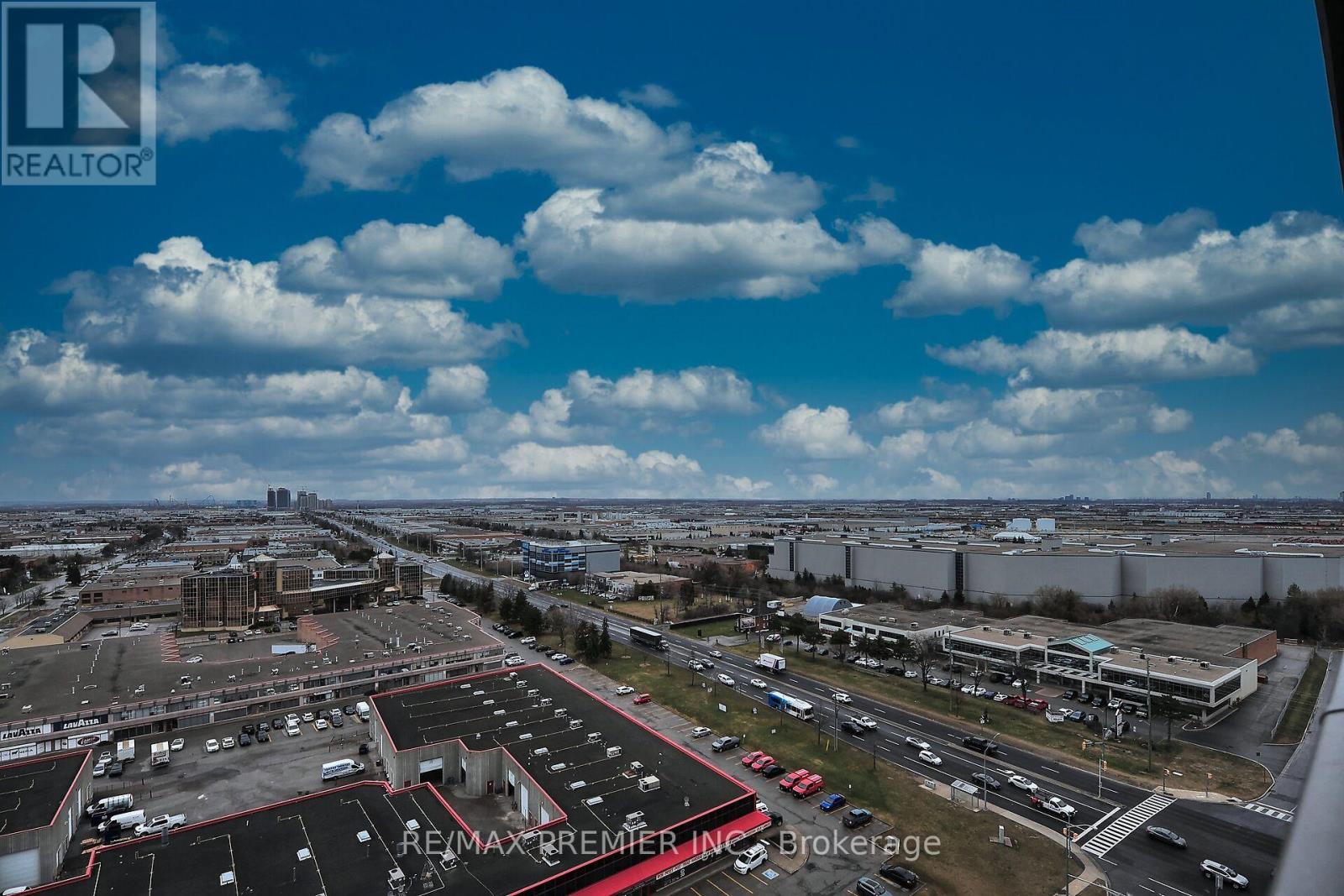 Photo 27 of 1703 1000 Portage Parkway, Vaughan ON