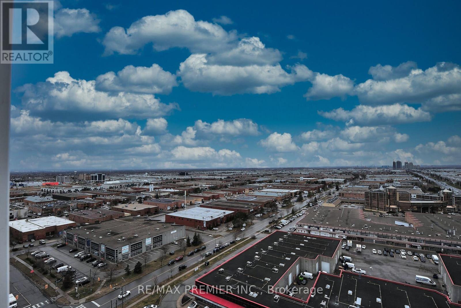 Photo 28 of 1703 1000 Portage Parkway, Vaughan ON