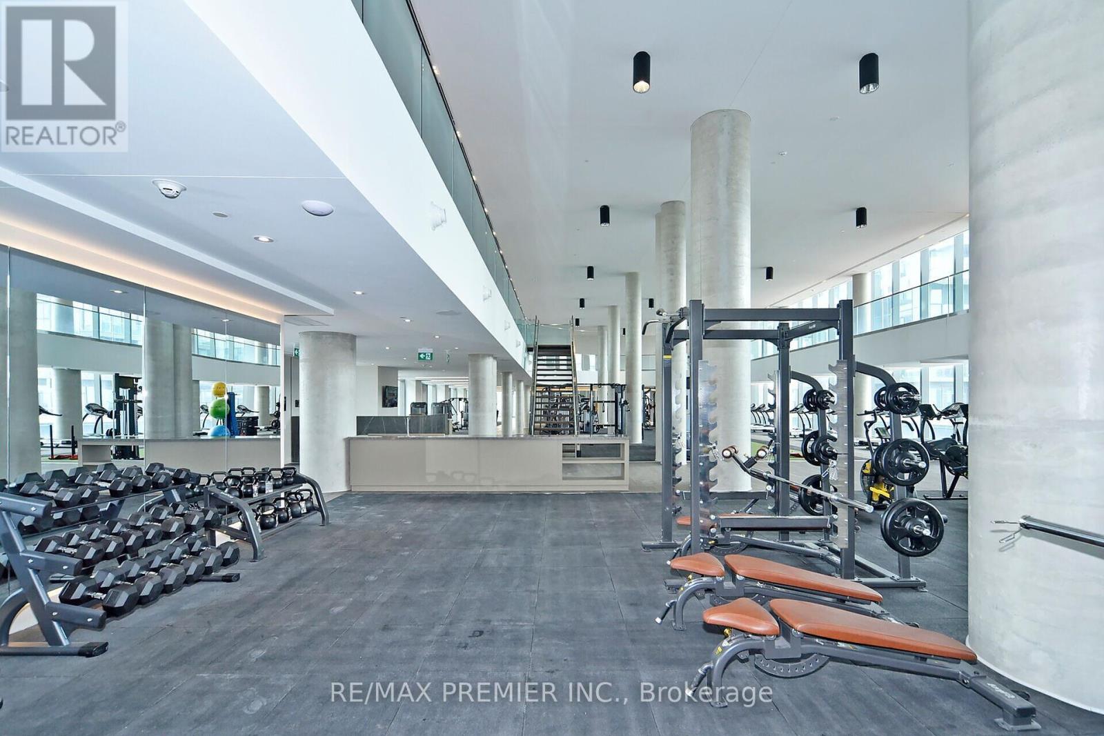 Photo 34 of 1703 1000 Portage Parkway, Vaughan ON