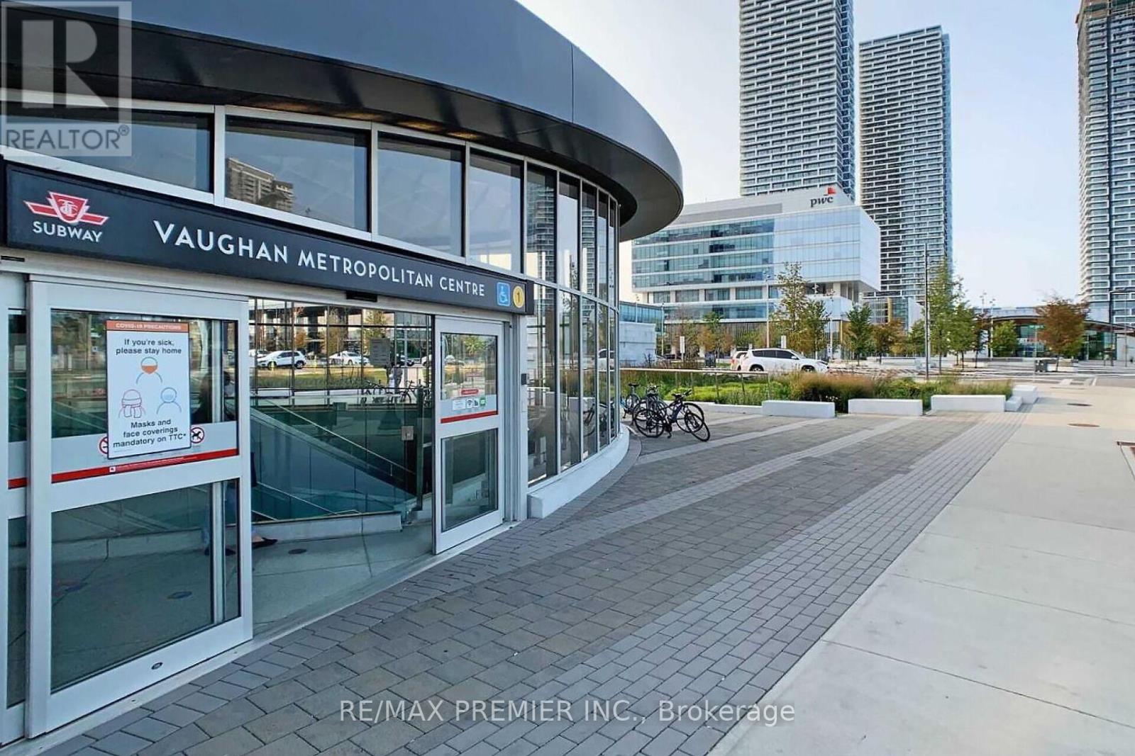 Photo 43 of 1703 1000 Portage Parkway, Vaughan ON