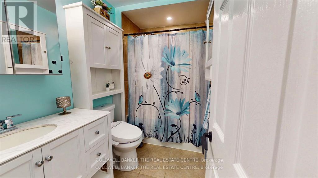Photo 20 of 4557 Trent Trail, Severn ON