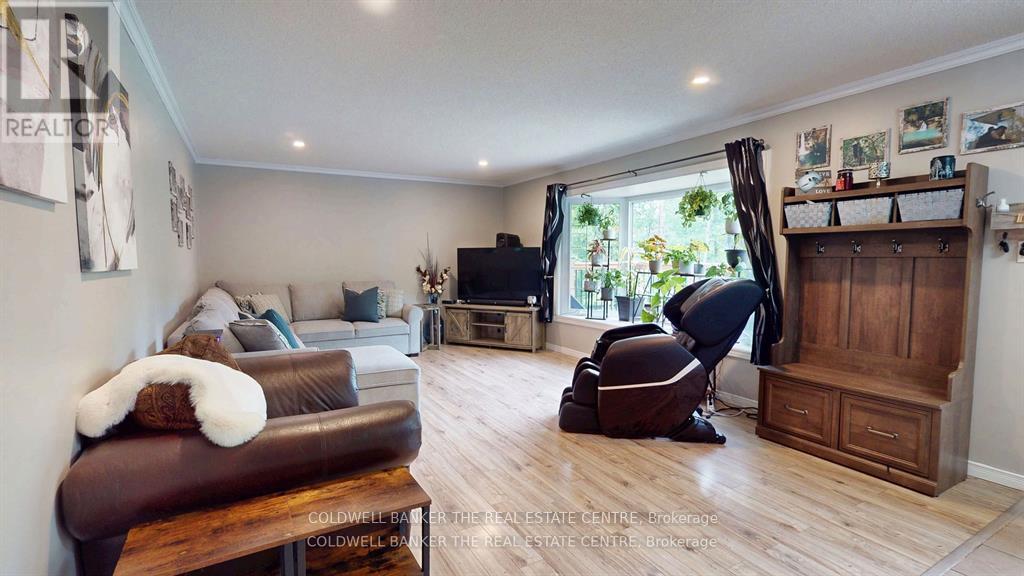 Photo 8 of 4557 Trent Trail, Severn ON