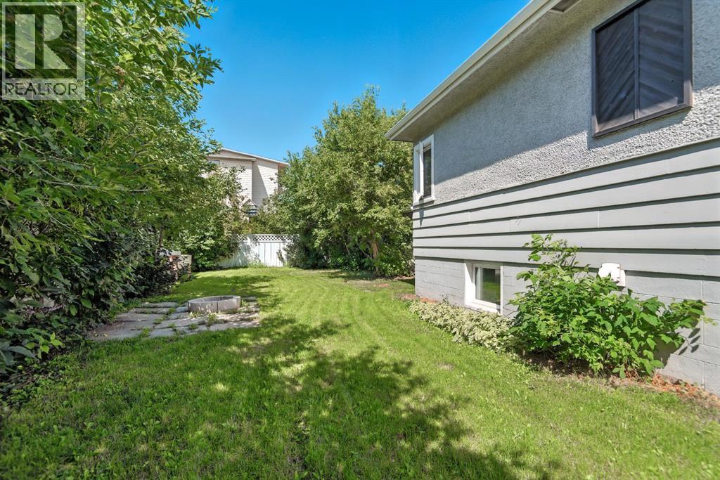 Photo 37 of 4756 54 Street, Red Deer AB