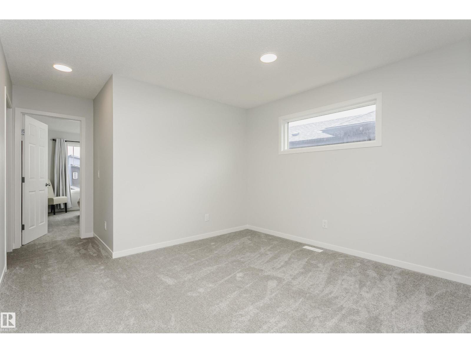 Photo 29 of 1640 Erker Wy Nw, Edmonton AB
