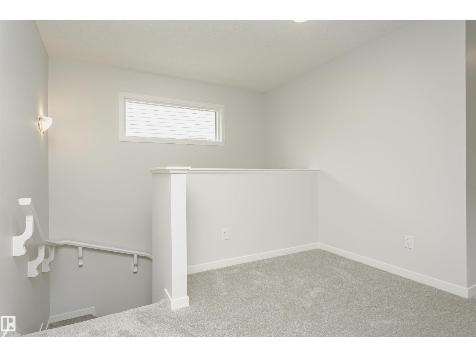 Photo 15 of 1640 Erker Wy Nw, Edmonton AB